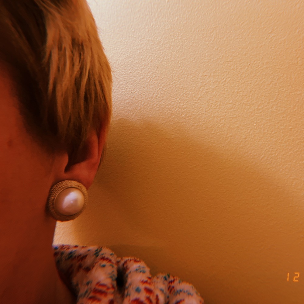 Vintage Pearl Clip-ons